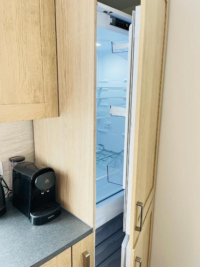 Appartement Spacieux Clichy-sous-Bois Exterior foto
