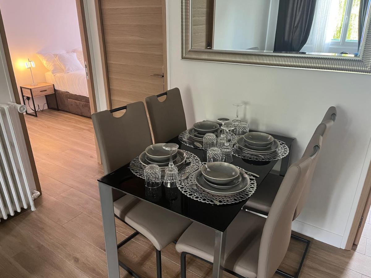 Appartement Spacieux Clichy-sous-Bois Exterior foto